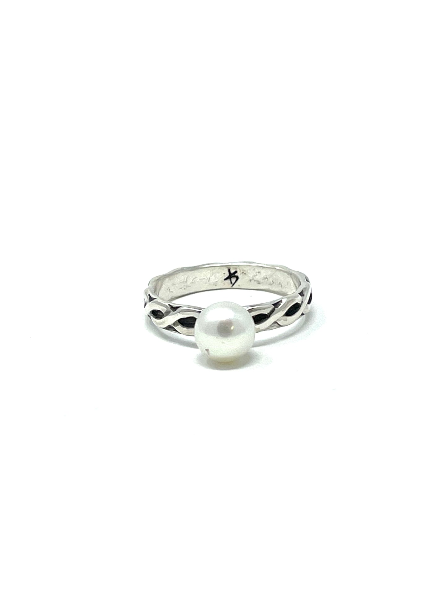 Silver and Pearl ring